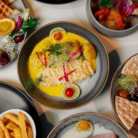 Floreal Le Panoramique Szálloda 3*